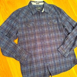 NWOT Moonshine Sprit By Brad Paisley Flamnel Shirt 🤠